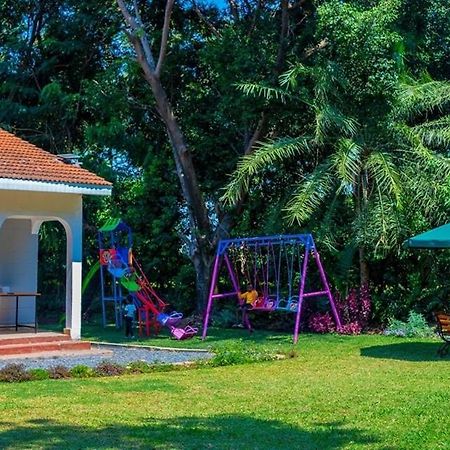 Hotel The Lit Gardens Kisumu Zewnętrze zdjęcie